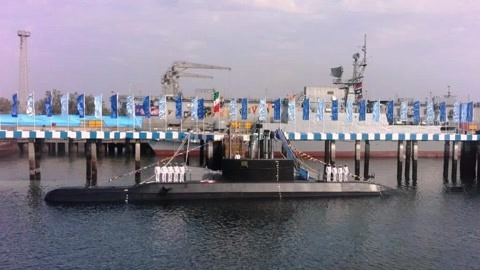 环球火力点 伊朗新型国产潜艇列装 导弹射程覆盖美以军事基地