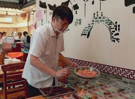 小巷里的大众食堂