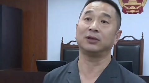 法治中国60分 女子高空扔菜刀被判刑 网课老师培训爆粗口