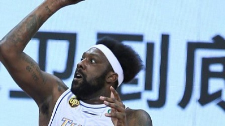 CBA 18/19赛季 天津VS深圳第一节：布拉切状态火热，天津22-25深圳