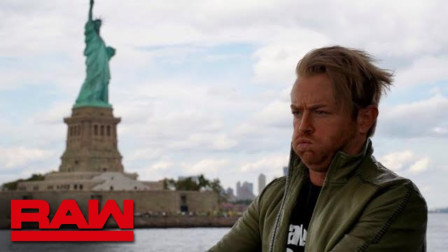WWE RAW 2019 【RAW 09/09】德瑞克踏平纽约，寻找二柱子