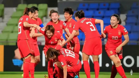 国际足坛辣报 前瞻：近7次中韩对决中国女足5胜2平，有望九度问鼎亚洲杯
