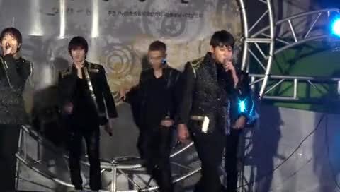 IU kiss&cry 好欺负吗 江原道宣传活动 主AJ 饭拍版 12/04/21-U-Kiss (UKiss)