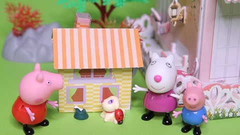 小猪佩奇给小狗制作房子