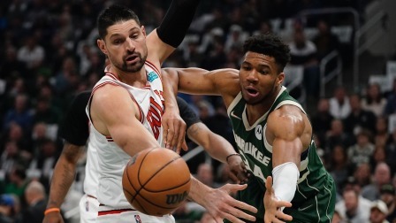 2021-2022赛季NBA集锦 字母哥33+9 武切维奇19+16 雄鹿轻取公牛4-1晋级