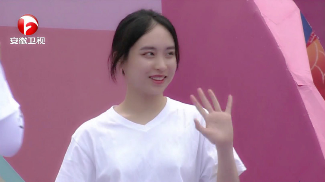 教师专场 女生队完胜男生队