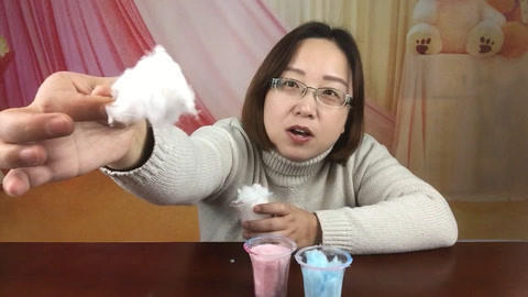 轩妈试吃各种美食 试吃可以挖着吃的棉花糖