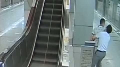 经济法眼 “拥抱”强盗
