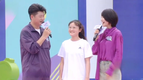 预备教师邹红稳稳登顶 节目粉丝陈柯成圆梦高台