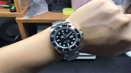 机械手表不需要电池，那它是靠什么来提供动力的？