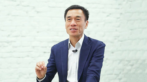一刻talks 索爱原副总裁卢健生：成功= 知识 x 好奇心 x 想象力