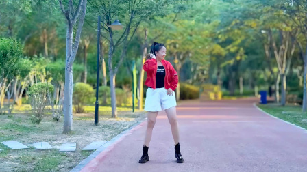 户外舞蹈《爱的世界只有你》还是那首老情歌