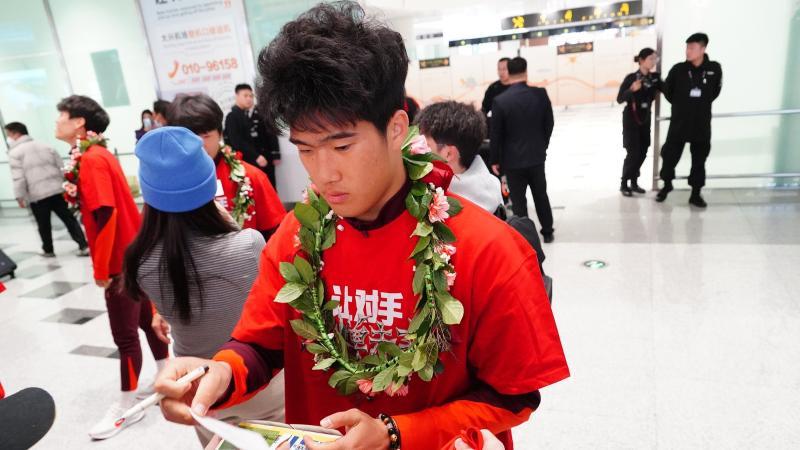 [足球之夜]20260205 带刀侍卫彭啸