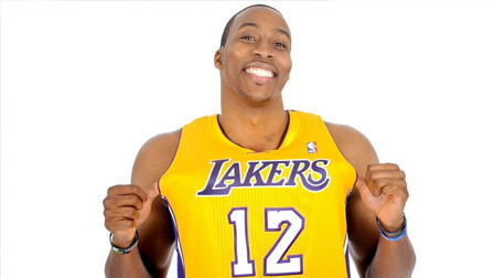 NBA流言收割机 曝湖人考虑签下自由球员霍华德，顶替赛季报销的考辛斯