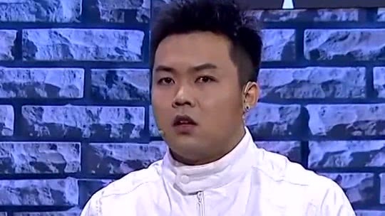 欢乐集结号 大潘佳佳变身超能力者 大战闪电侠笑翻全场