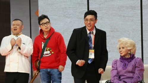 可凡倾听 蔡明辣评华少大鹏春晚表现