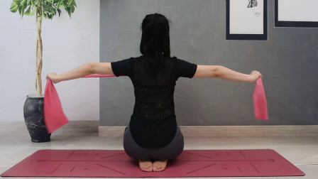 少女背的是这样练成的，防疫情在家太无聊，不如一起练起来，有效