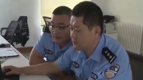 法治中国60分 赌博输钱自伤手脚骗家人 跨境贩运毒品警方打击