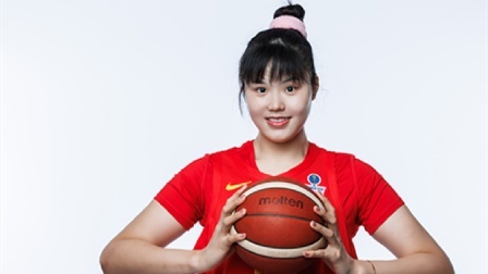 冲啊小宝！洛杉矶火花官宣交易得到李月汝：欢迎来到洛城！