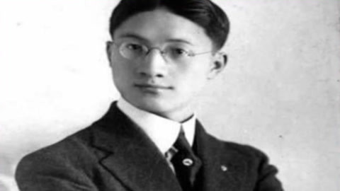 经典传奇 徐志摩演绎民国爱情传奇 为爱疯狂的背后为何都是悲剧？