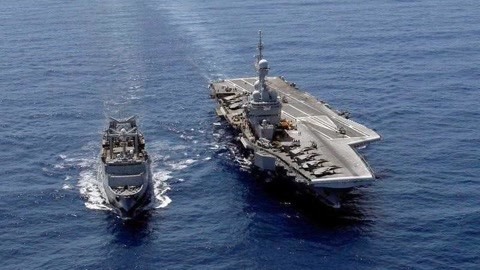 环球火力点 法国国防部：因“局势紧张”法军航母此次战略部署将不去南海