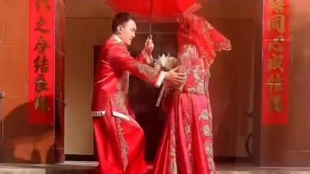 @所有人 新人举行线上婚礼，数万网友观礼送祝福