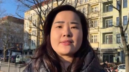 俄战斗机群逼近乌首都基辅，连线避难所中国留学生 德国支援乌克兰的武器已在路上
