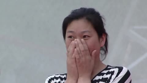 男生女生向前冲 久违女冲客闯关成功