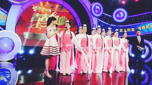 震撼一条龙 三支队伍争周赛入围