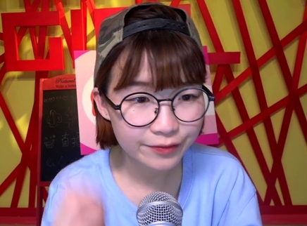 818超女聊天室 周吉芳迷妹上身成毒药小粉丝