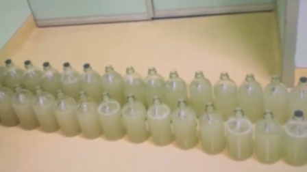 广东一男子肺部洗出40瓶牛奶色液体