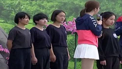男生女生向前冲 第九季 搜救犬中心爱心冲关！关爱受难人群！