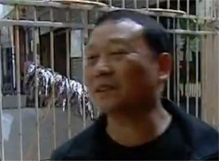 寻情记 九旬老父艰难的葬礼