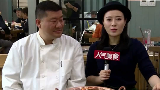 人气美食 南翔百年老店 “老法师”秘制四角馄饨