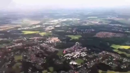 蓝天娱乐快报 2016 7月 超赞 两分钟延时短片展示三小时空中美景 160701