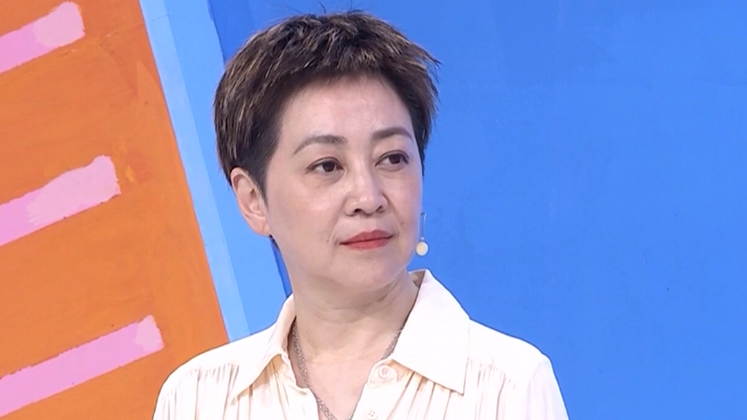 X诊所. 为她撑起“保护伞” 揪出三大女性“杀手”