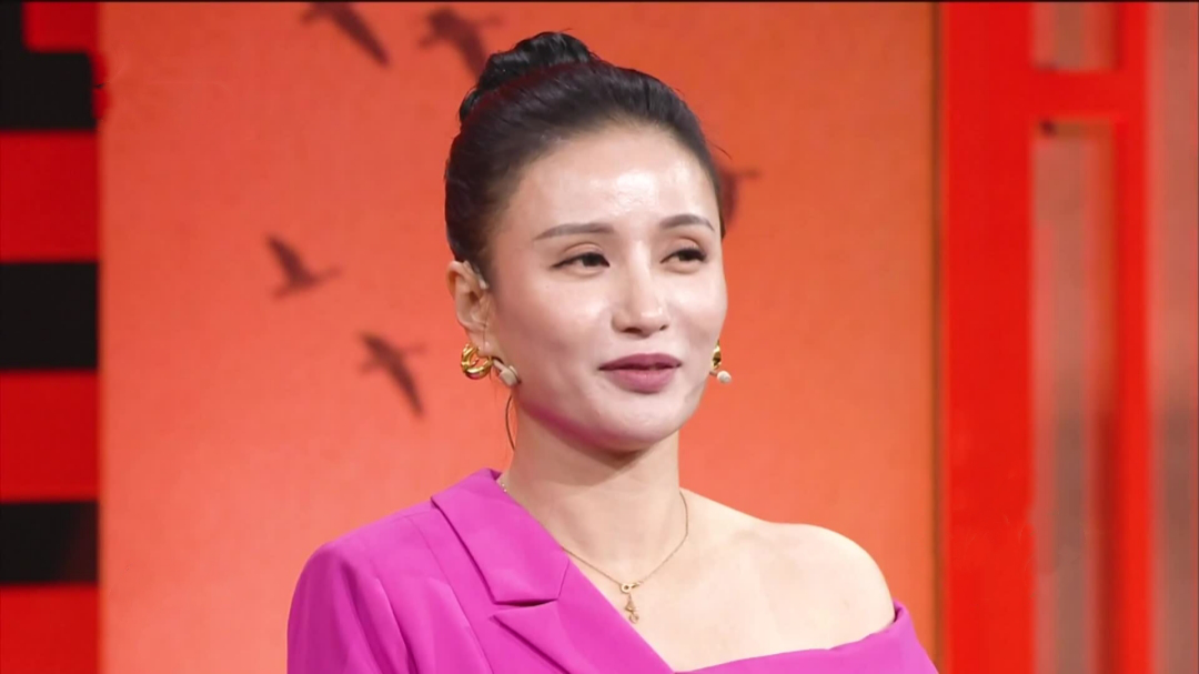 群英会 万美汐谈演员  大谈耿直性格