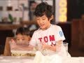 玩疯了之儿童创玩实验室 想做冰雪女王请买纸尿裤