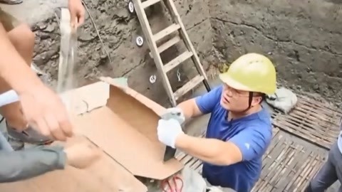 经典传奇 无主地窖内藏乾坤 发掘宝藏惊呆众人