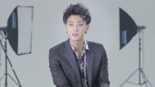 Ⅱ：黄子韬暖心鼓励练习生