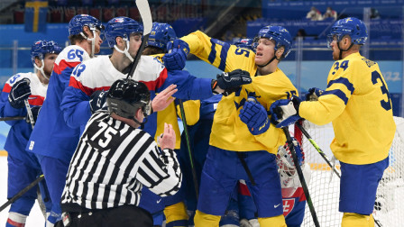 男子冰球斯洛伐克男冰4-0战胜瑞典 获得铜牌