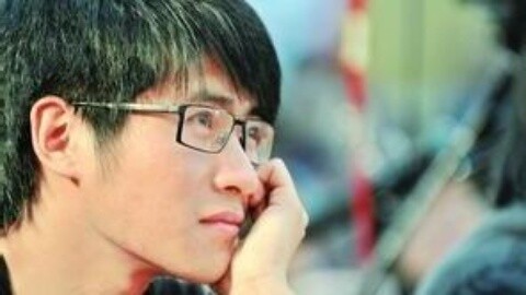 娱乐猛回头 韩寒后宫和谐共处 主持一姐忍二房
