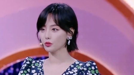 张嘉倪甜美现身，变身红娘助力相亲