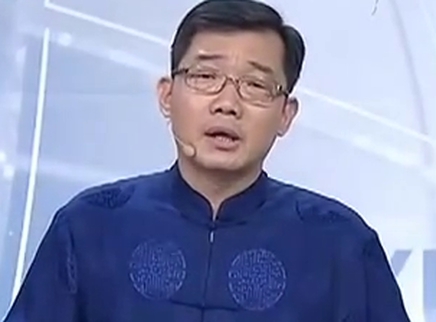 越策越开心 大兵变身判官审夫妻乱案