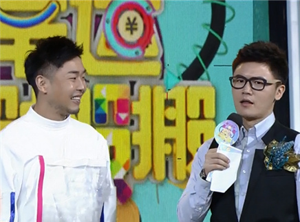 幸运搬搬搬2016 柯豆遭肌肉男大胆调侃