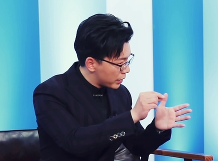 最强辩手 陈铭后台鼓励彭飞宇放“狠话”