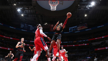 NBA-比尔29+6+10 库兹马25+10 奇才大胜骑士