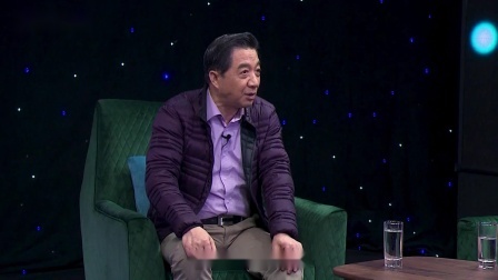 军武大本营 中国电竞玩家首次真枪挑战俄罗斯大兵 局座：这不也是强我国威吗？
