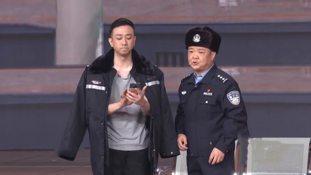 欢乐集结号 小品《站台》