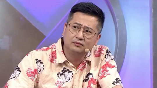 X诊所. 皮肤斑块 恐是大病征兆